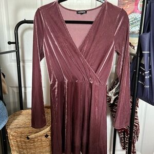 Express Women's Mauve Velvet Long Sleeve Dress